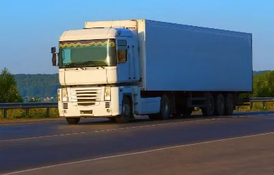 Adana ile Bergama Arası Öğrenci Eşyası Taşıma